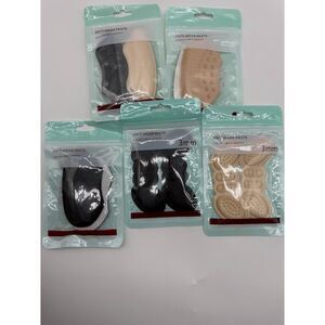 36   Anti-wear heel pads for shoes